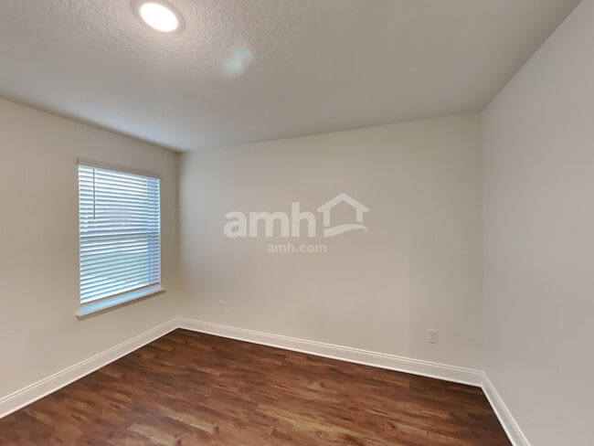 Building Photo - 6170 Little Blf Cir