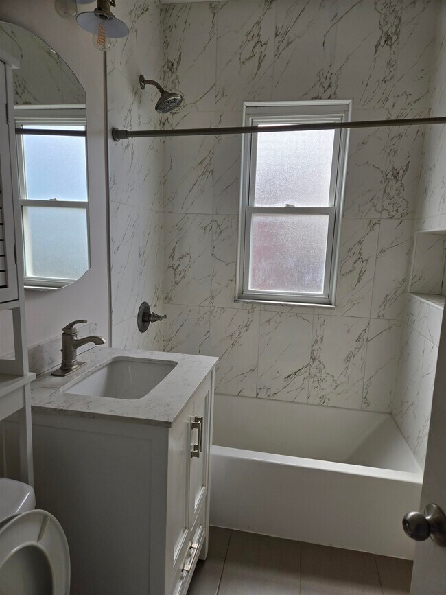 Building Photo - 1205 73rd St