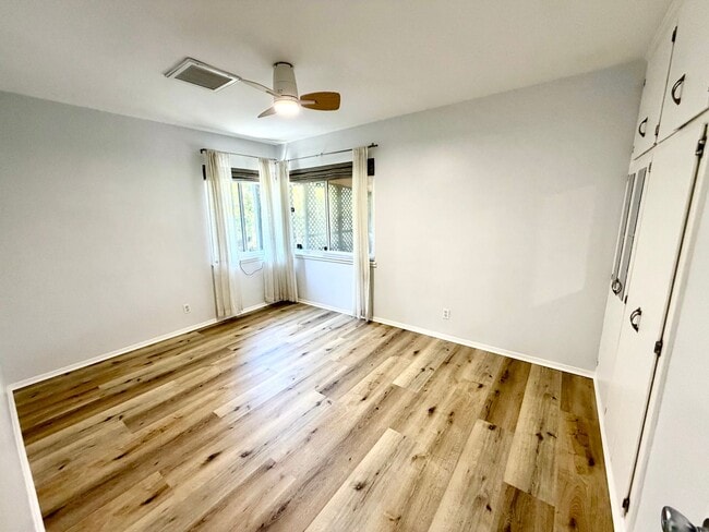 Building Photo - Beautiful Newly Renovated 3BD 2BA