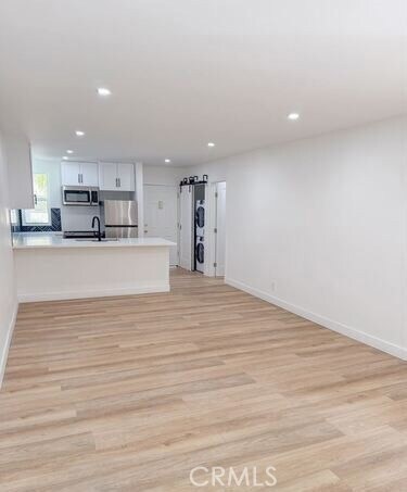 Building Photo - 17000 Burbank Blvd