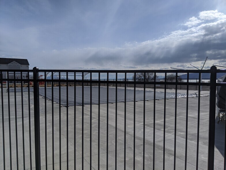 Building Photo - 368 W Serenity Ct