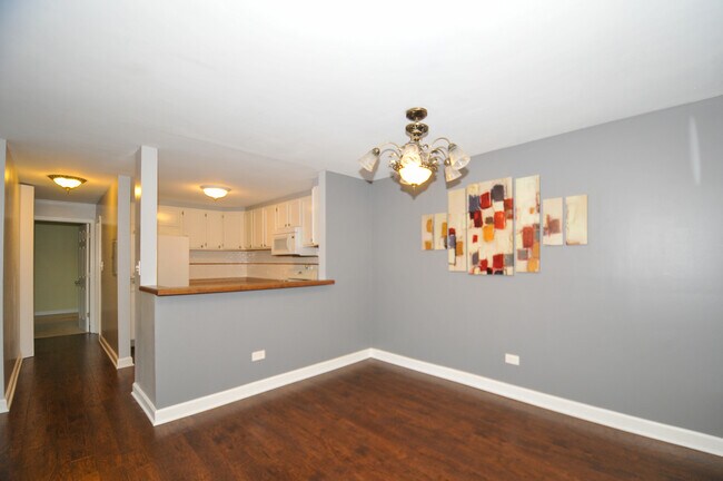 Building Photo - 254 George St