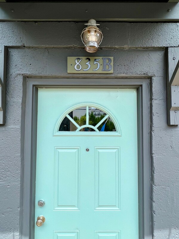 Building Photo - 835 Porter Rd