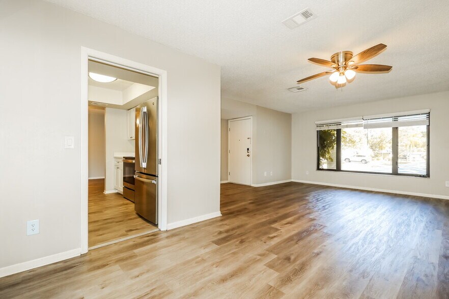 Building Photo - 113 Timber Cir