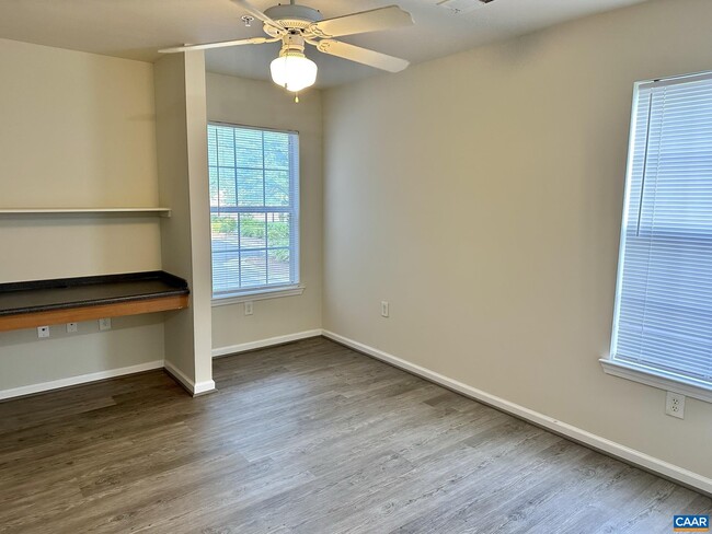 Building Photo - 725 Denali Way