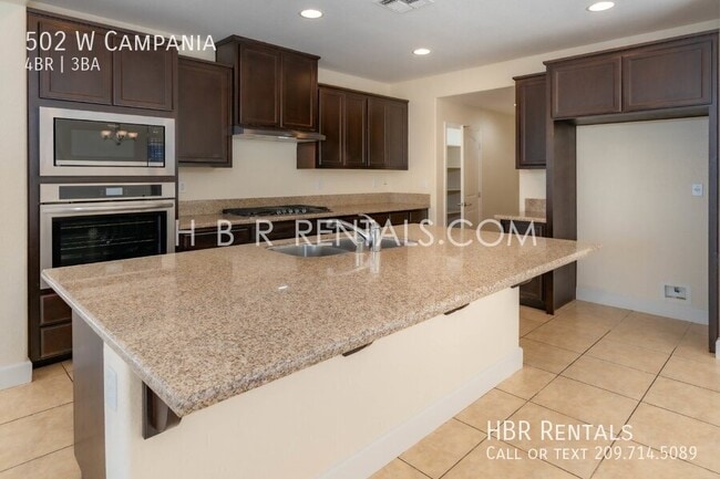 Building Photo - 502 W Campania-