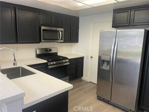 Building Photo - 19003 Canyon Cir Dr