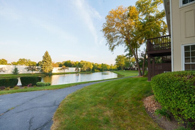 Building Photo - 2673 S Embers Ln