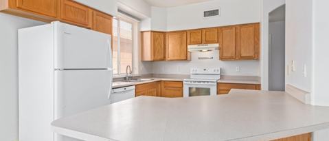 Building Photo - 3316 E Tierra Buena Ln