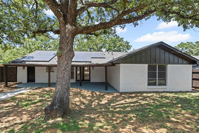 Building Photo - 2423 Jewell Dr