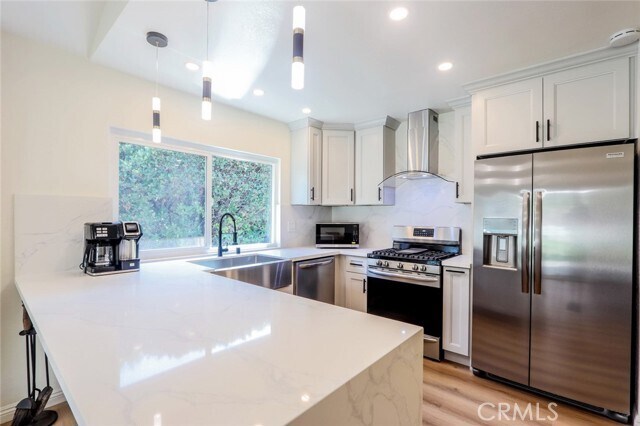 Building Photo - 25492 Sarita Dr