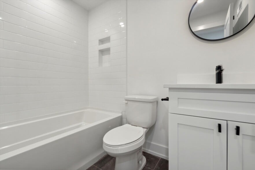 Building Photo - 2009 N 17th St