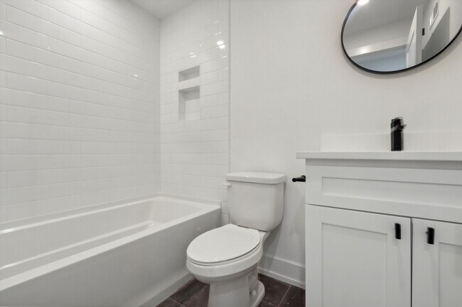 Building Photo - 2009 N 17th St