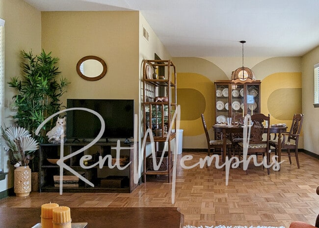 Building Photo - 1607 Forest Ave