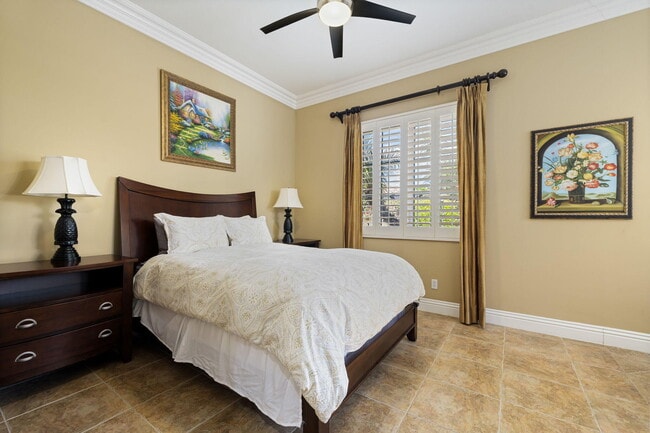 Building Photo - 56985 Village Dr