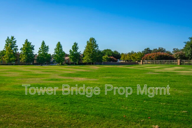 Building Photo - 1457 Marseille Ln