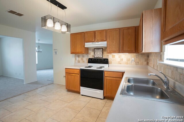 Building Photo - 9603 Kennebec Way