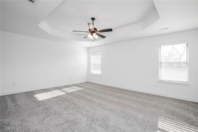 Building Photo - 400 Manfield Ave