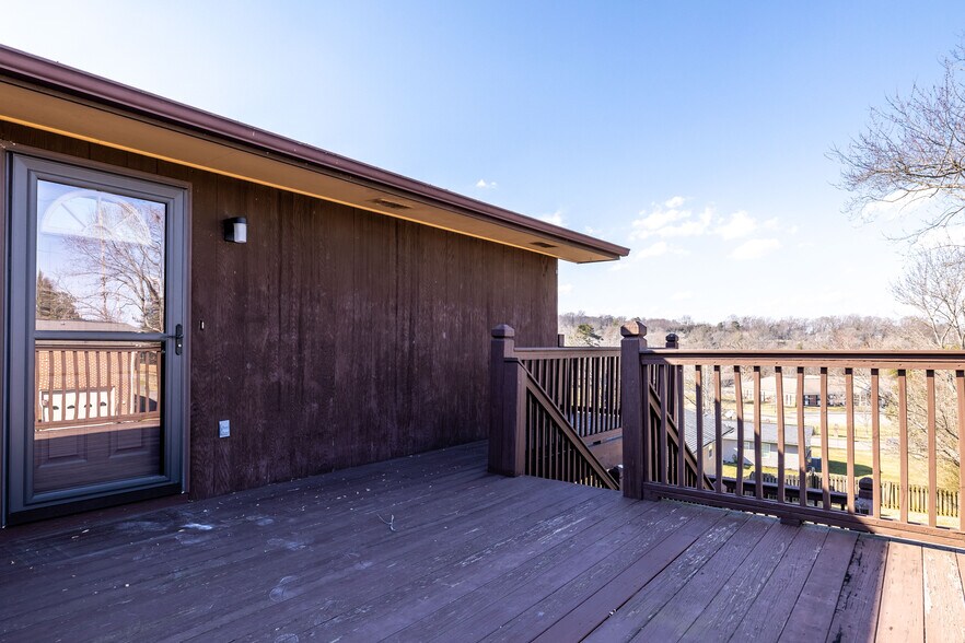 Building Photo - 908 Dartford Rd