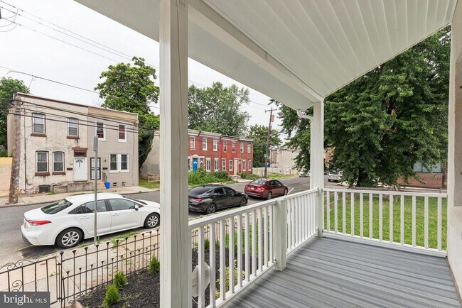 Building Photo - 807 N 42nd St