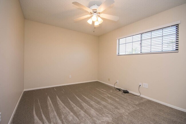 Building Photo - Carlsbad 4 Bedroom Gem with a View!