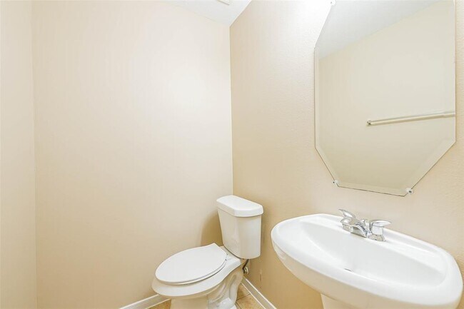 Building Photo - 14122 Austin Hollow Ct