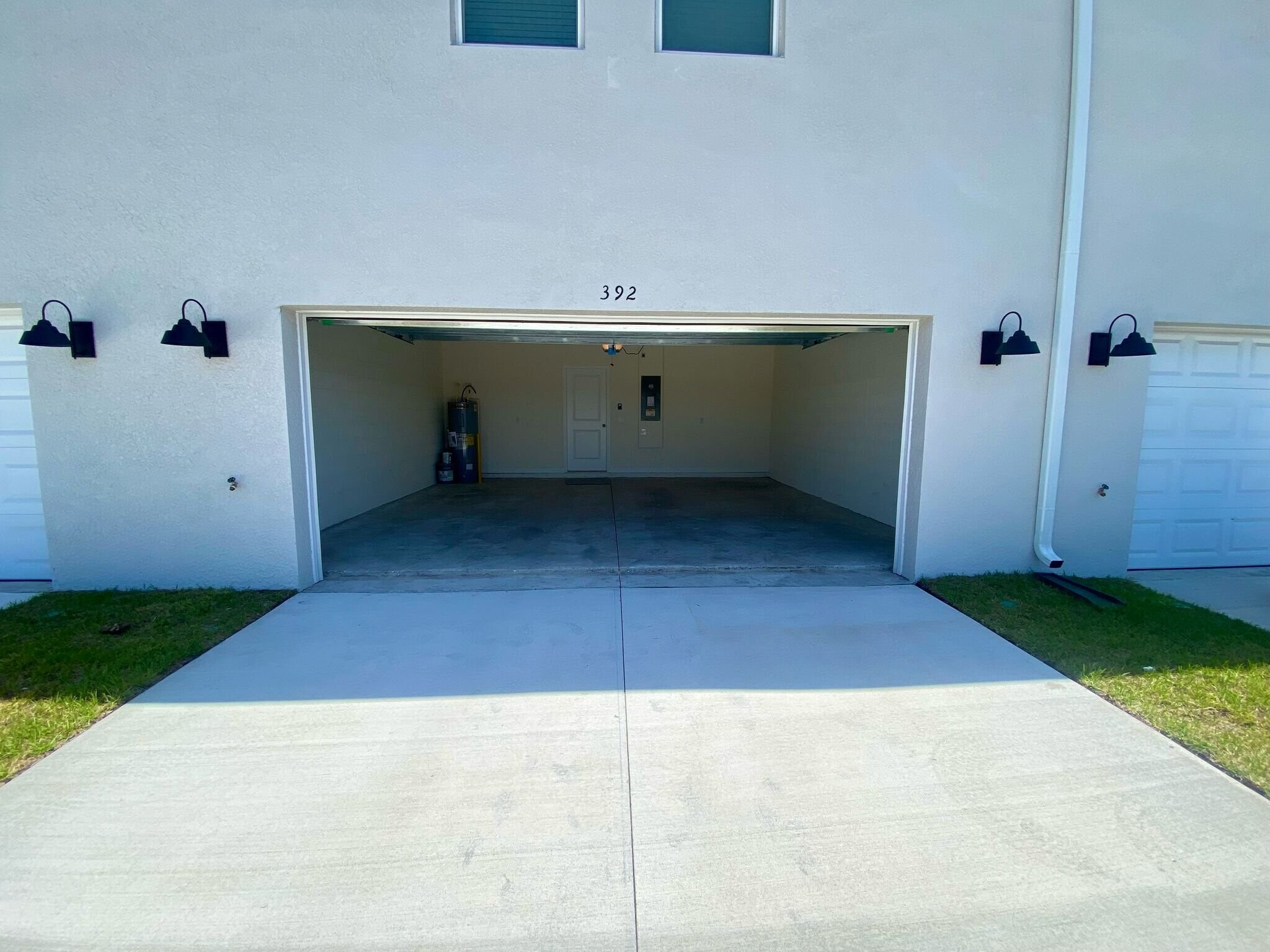 Building Photo - 392 Preston Cv Dr