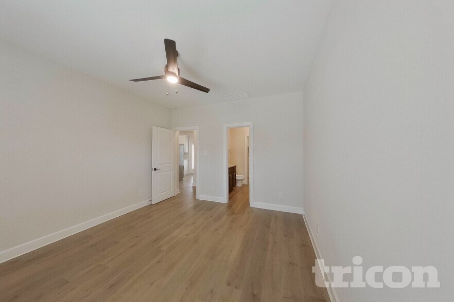 Building Photo - 1206 Dye Blvd