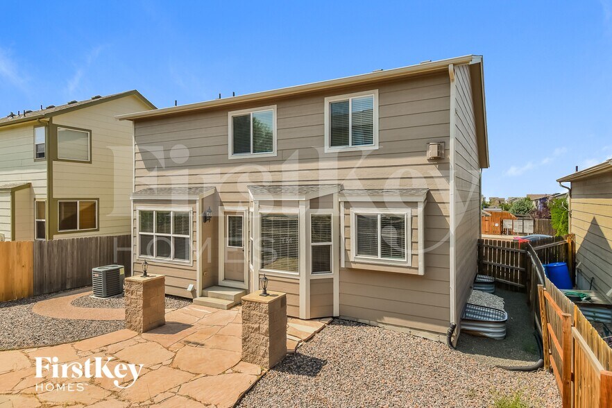 Building Photo - 1749 Dewhirst Dr