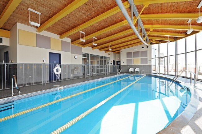 Building Photo - 1210 Chicago Ave