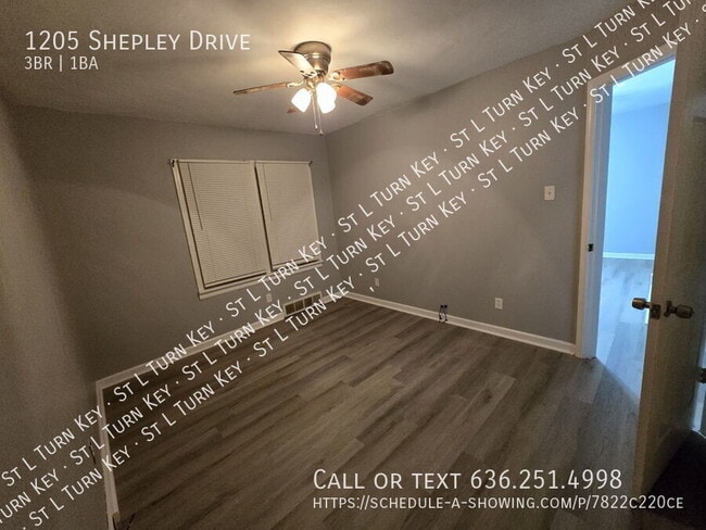 Building Photo - 1205 Shepley Dr