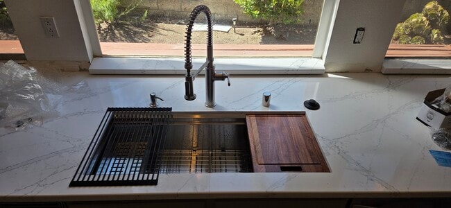 Building Photo - 22615 Summerfield