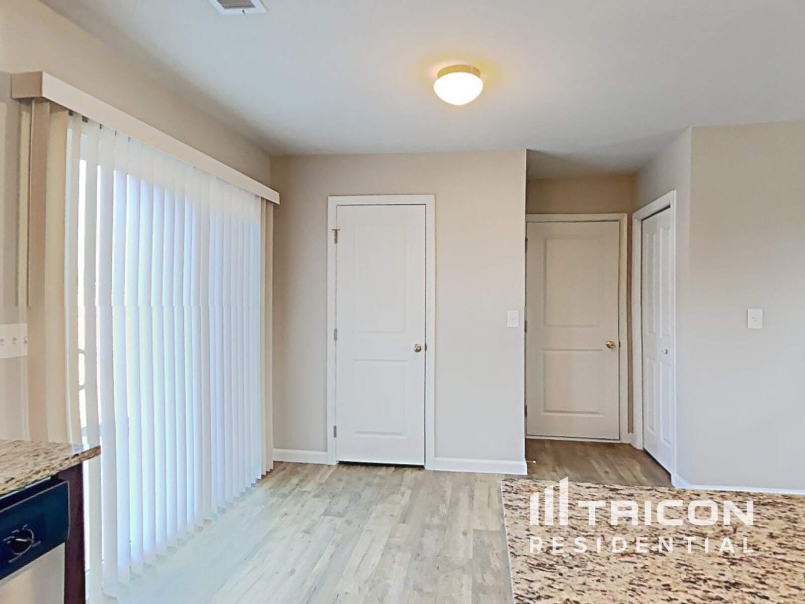 Building Photo - 415 Merus Dr