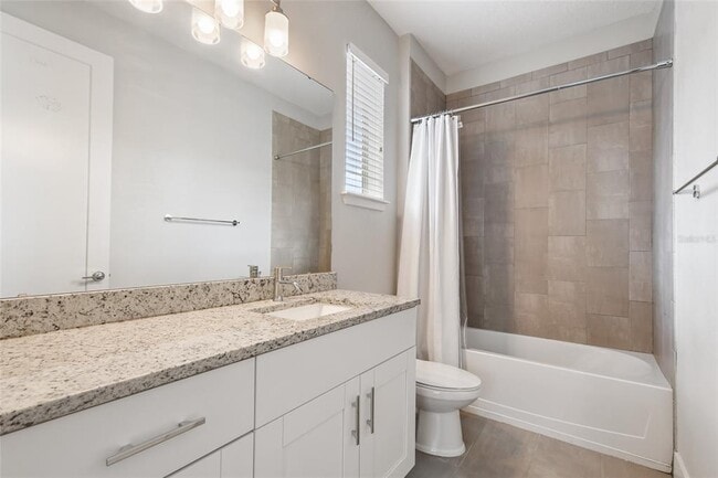 Building Photo - 113 W Grant St