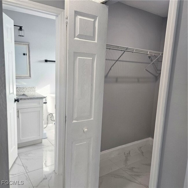 Building Photo - 4536 29th St SW