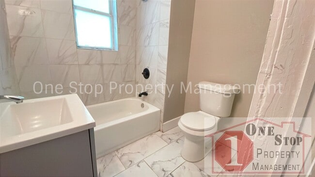 Building Photo - Beautiful 4 Bedroom 2 Bathroom Home in Kan...