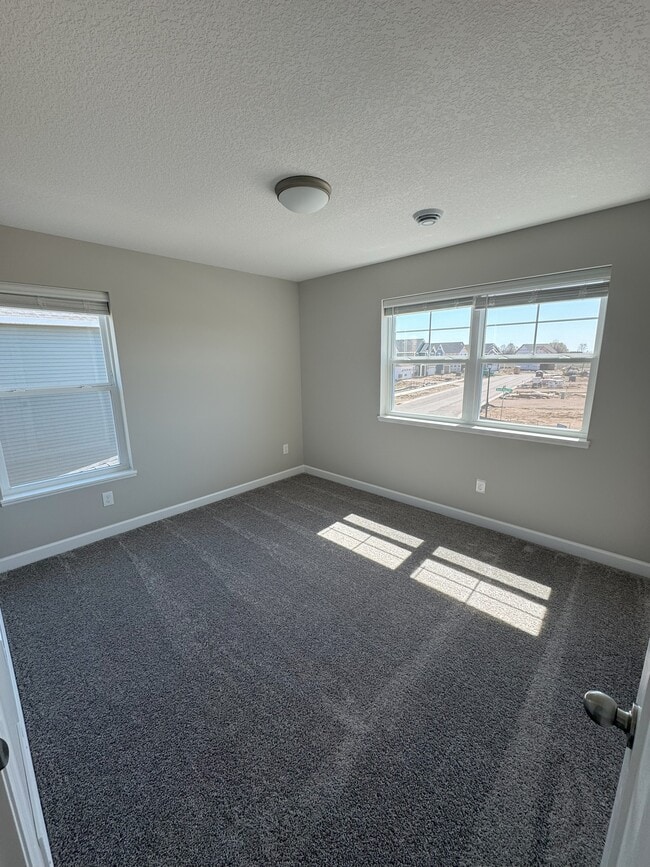 Building Photo - 10692 Burnt Rock Rd