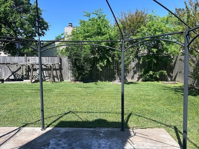 Building Photo - 3110 Settlers Way Blvd