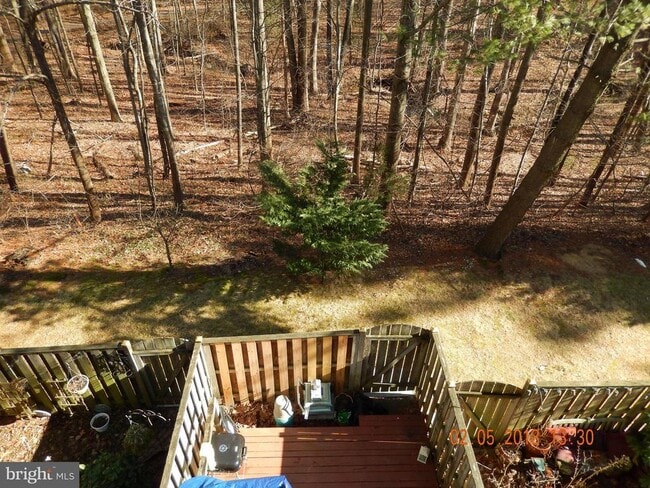 Building Photo - 6054 Old Landing Way