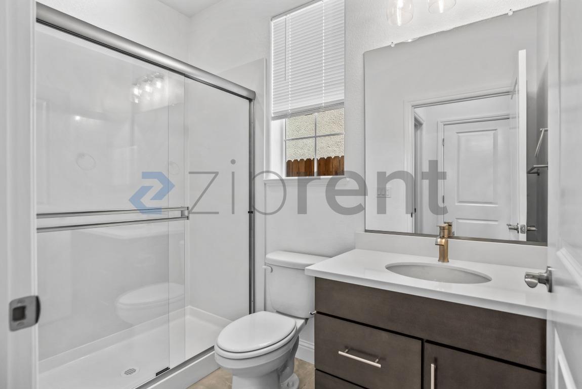 Building Photo - 3286 Deer Oak Street