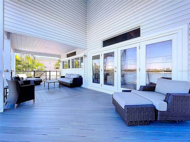 Building Photo - 8485 Blind Pass Dr