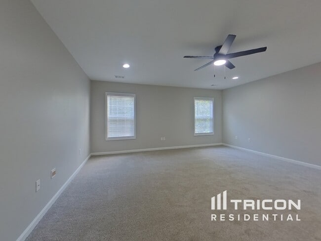 Building Photo - 1 Grimes Dr