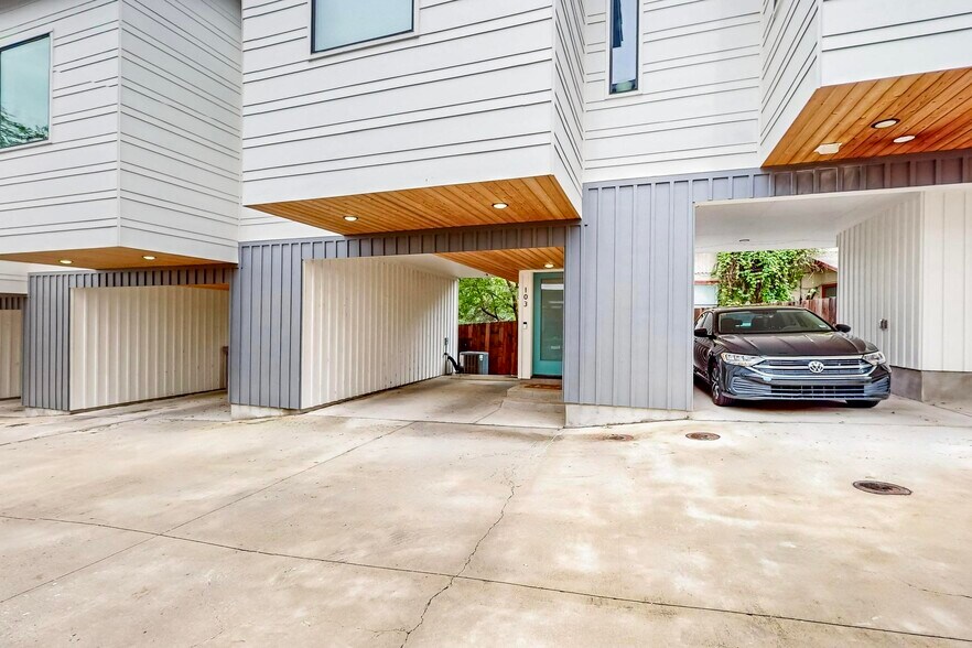 Building Photo - 913 Duncan Ln