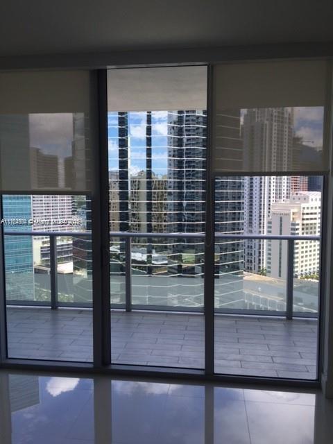 Building Photo - 1300 Brickell Bay Dr