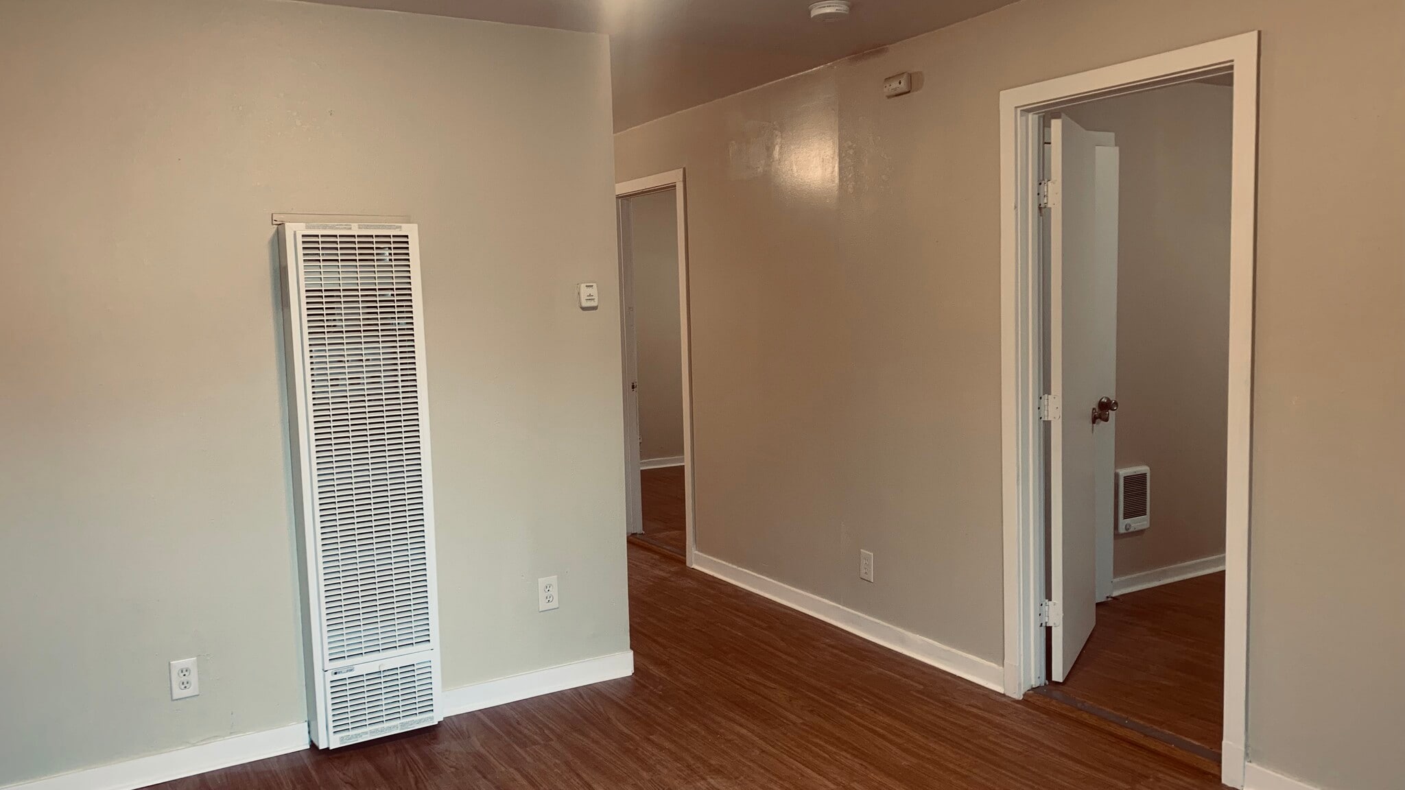 Building Photo - 2047 20th Ave