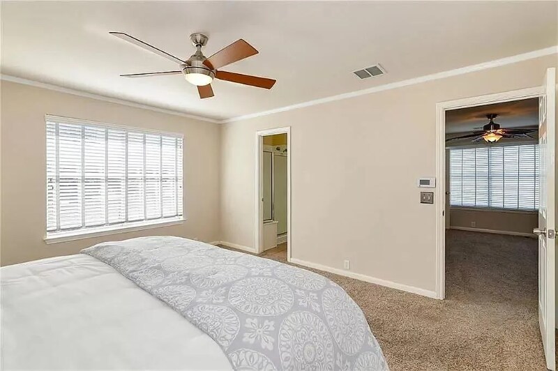 Building Photo - 809 Barefoot Cove