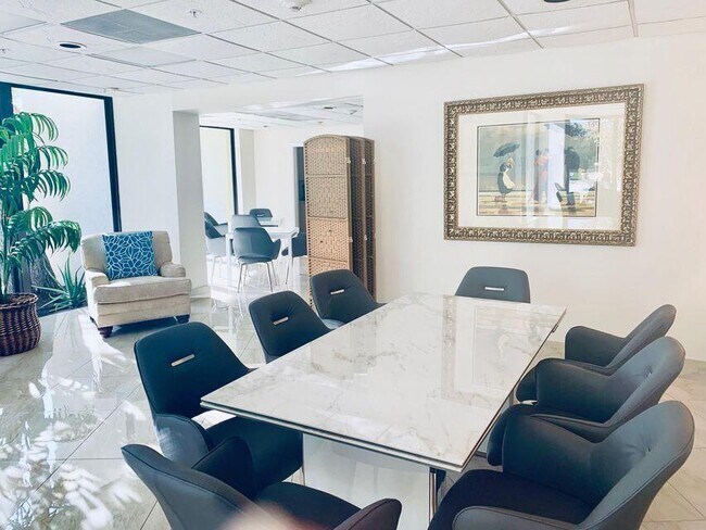 Building Photo - 5420 N Ocean Dr