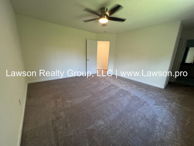 Building Photo - Beautiful Four Bedroom Home in "The Groves...