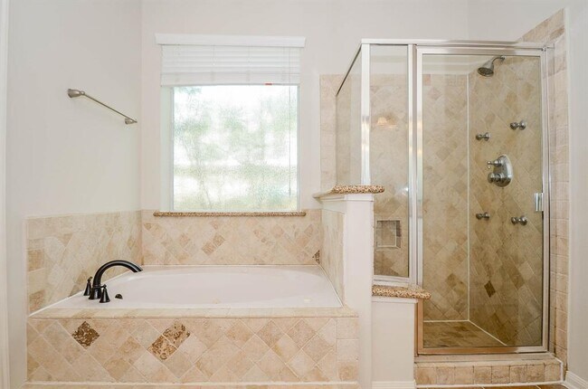 Building Photo - 2826 Firecrest Dr
