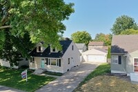 Building Photo - 1863-17 1/2 17 1/2 St NW